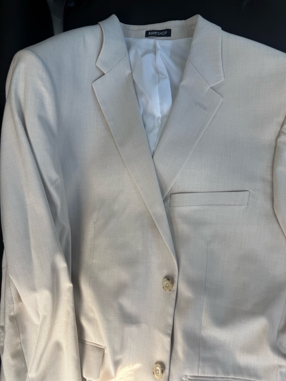 SUITSHOP MEN’S CREAM/TAN COLOR SUIT